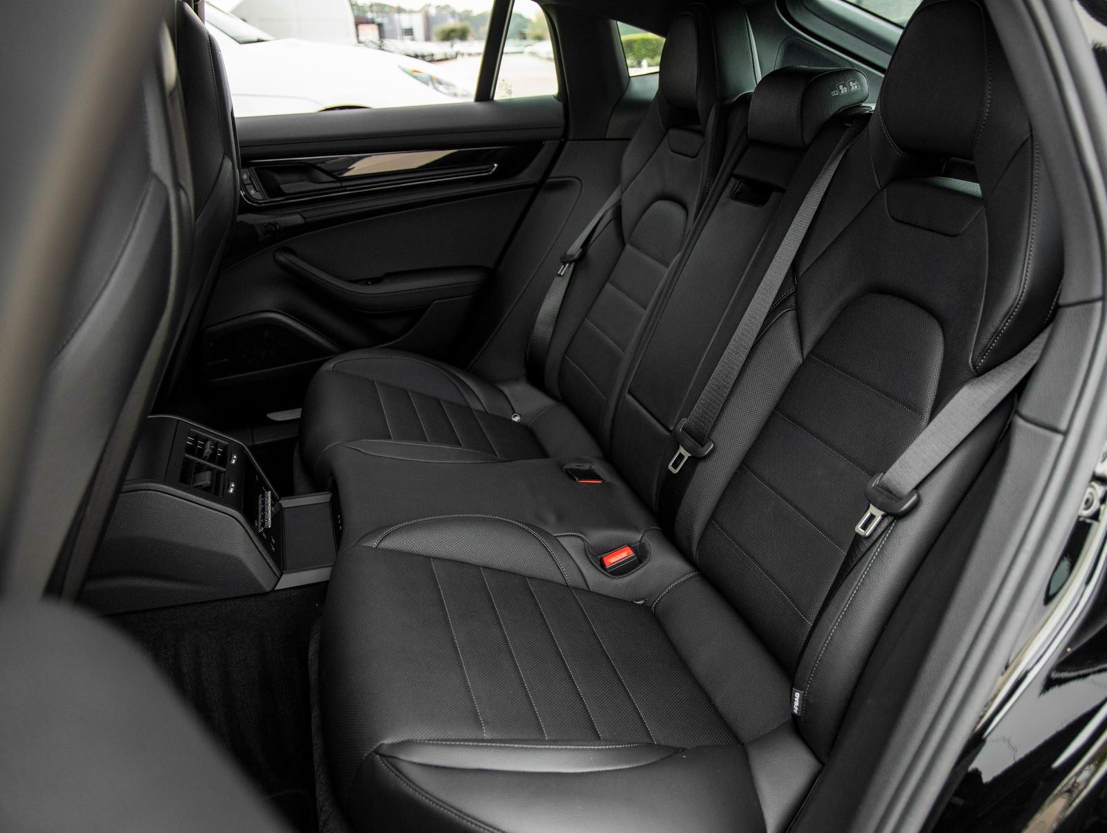 2026 Porsche Panamera RWD