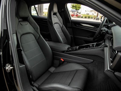 2026 Porsche Panamera RWD