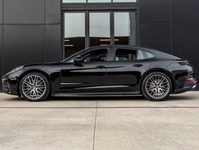 2026 Porsche Panamera RWD