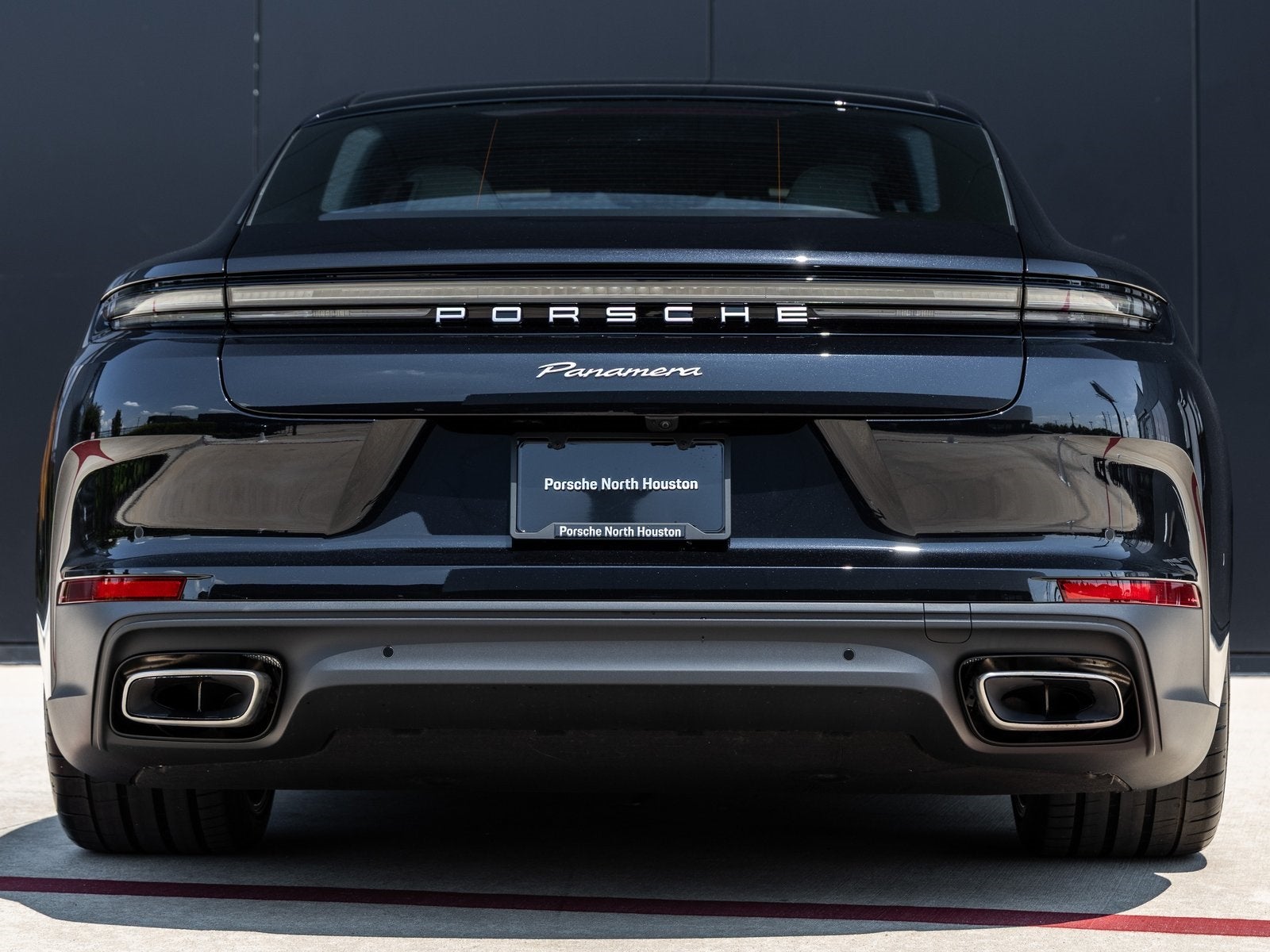 2025 Porsche Panamera Base