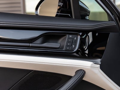 2025 Porsche Panamera Base