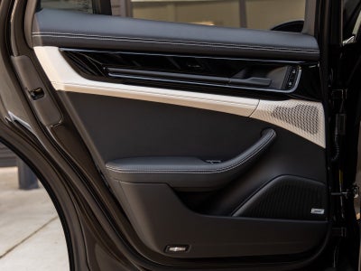 2025 Porsche Panamera Base