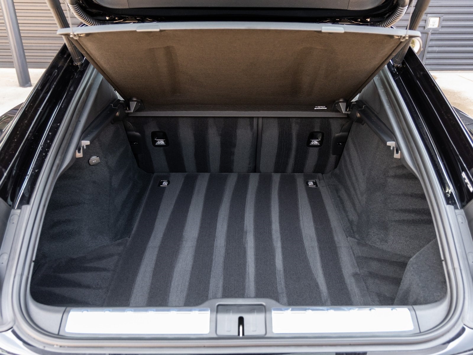 2025 Porsche Panamera Base