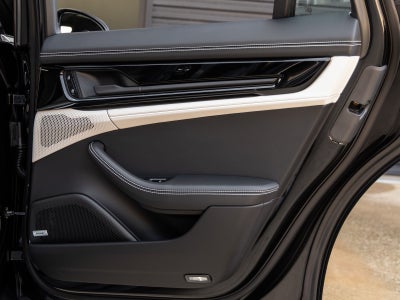 2025 Porsche Panamera Base