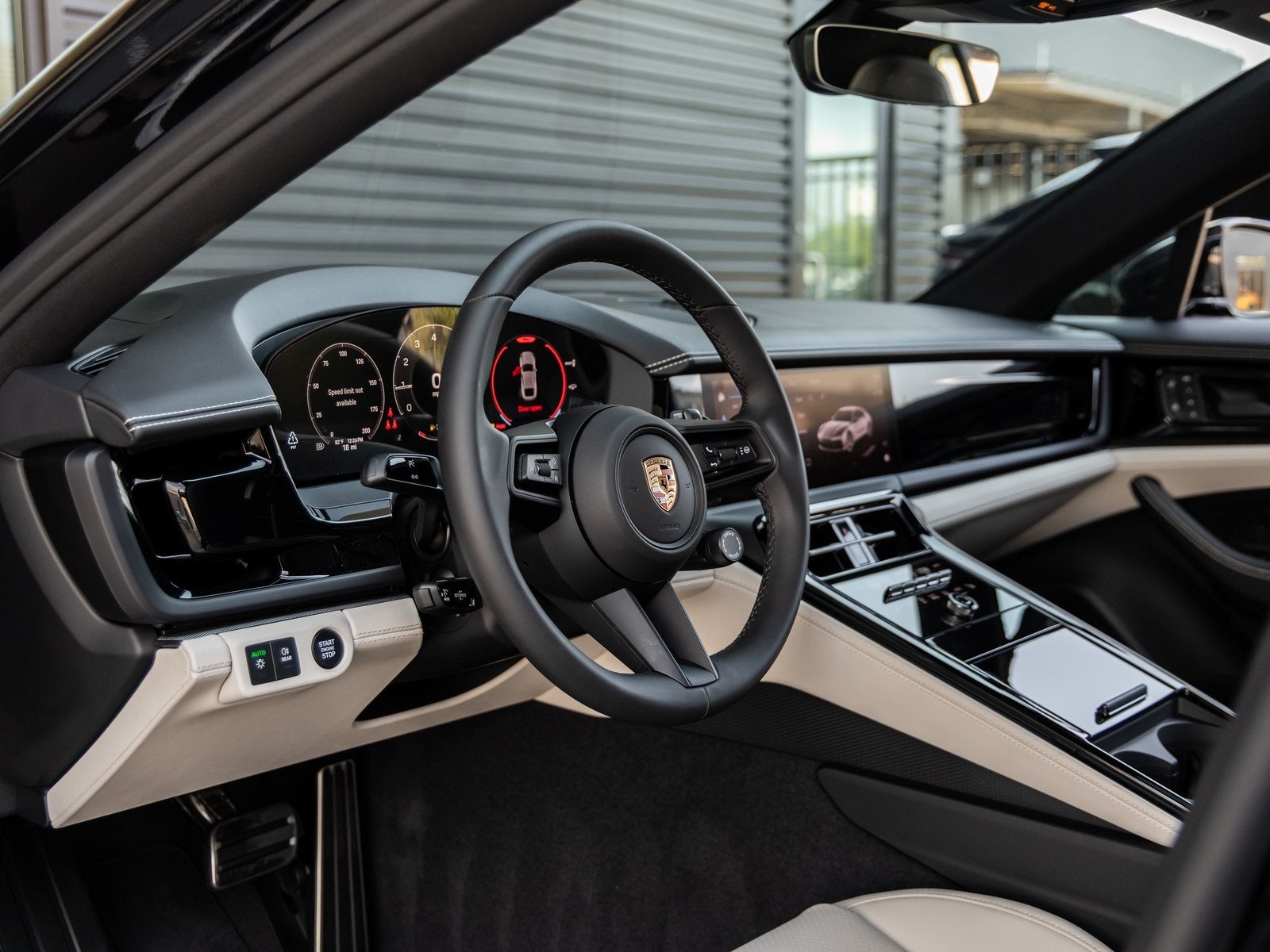 2025 Porsche Panamera Base