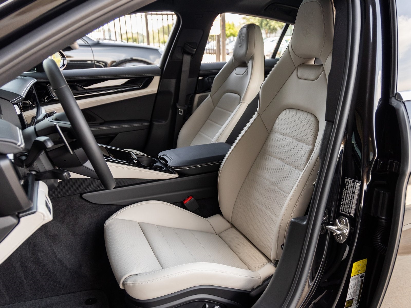 2025 Porsche Panamera Base