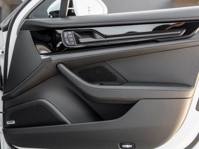 2025 Porsche Panamera Panamera