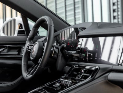 2025 Porsche Panamera Panamera