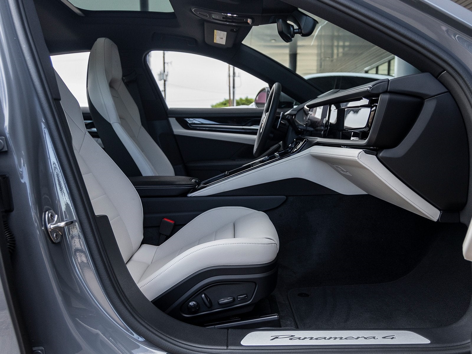 2025 Porsche Panamera Panamera 4