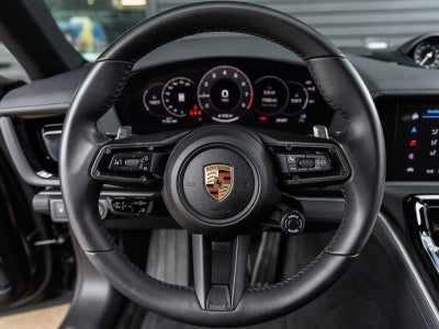 2025 Porsche Panamera Base