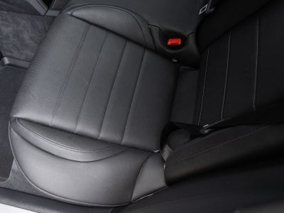 2025 Porsche Panamera Base