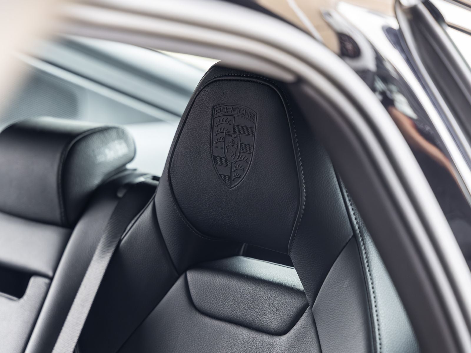 2025 Porsche Panamera Base