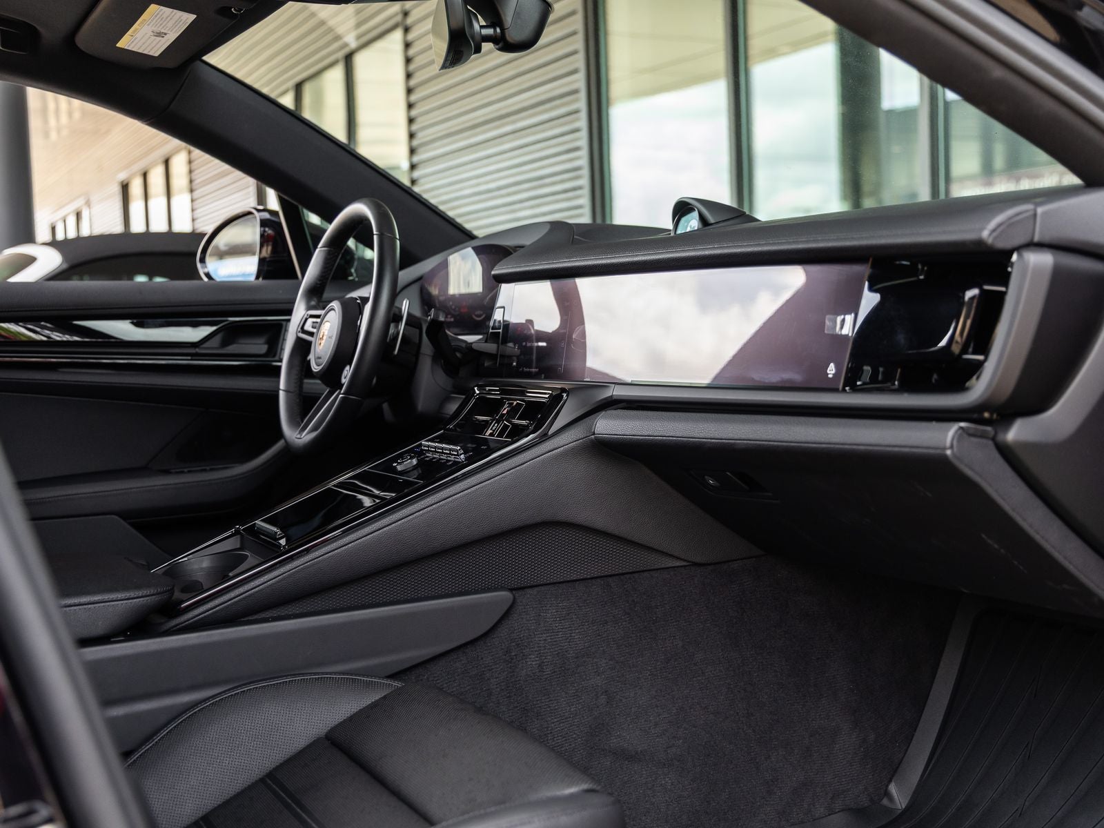 2025 Porsche Panamera Base