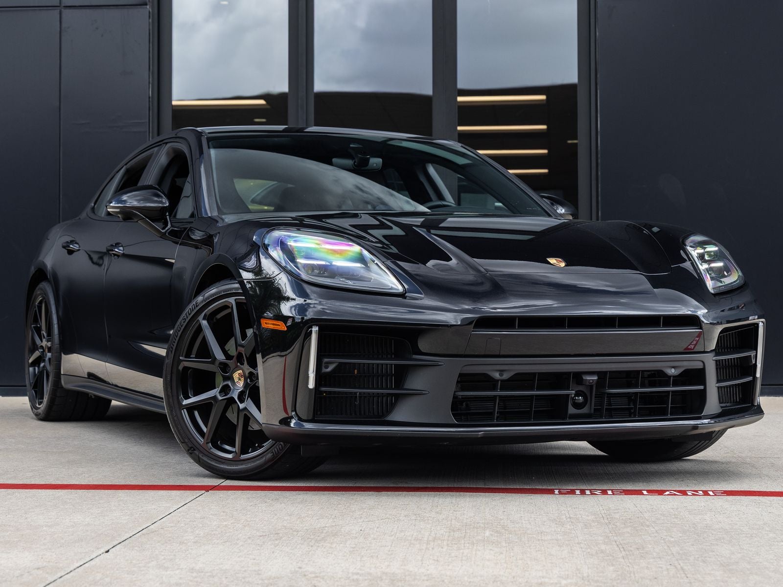 2025 Porsche Panamera Base