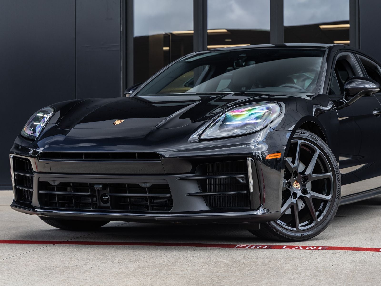 2025 Porsche Panamera Base