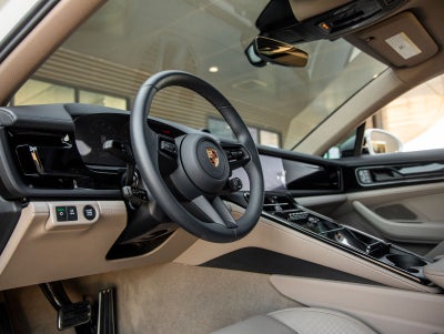 2025 Porsche Panamera Panamera