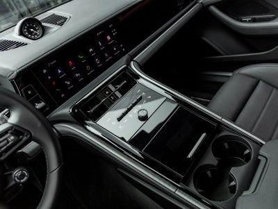 2025 Porsche Panamera Panamera 4