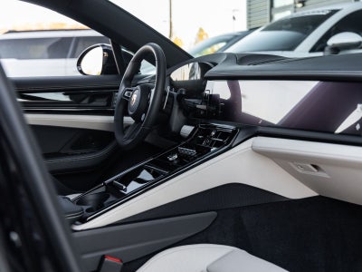 2026 Porsche Panamera Panamera 4