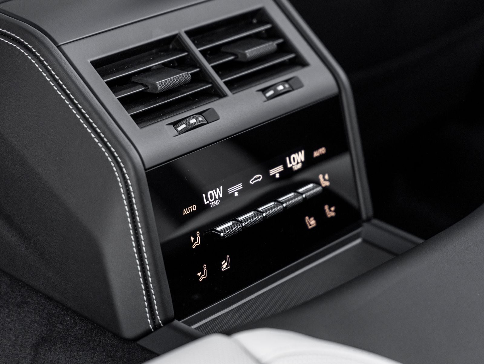 2026 Porsche Panamera Panamera 4