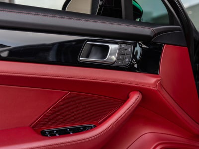 2023 Porsche Panamera 4S