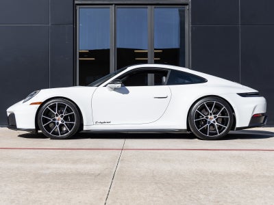2025 Porsche 911 911 Carrera GTS