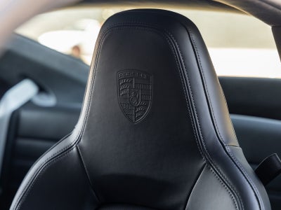 2025 Porsche 911 911 Carrera GTS