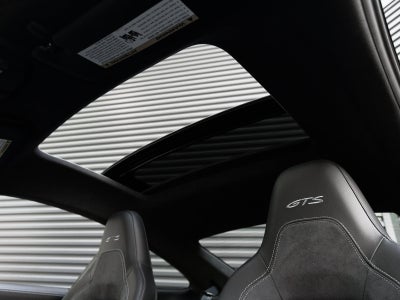2025 Porsche 911 Carrera GTS