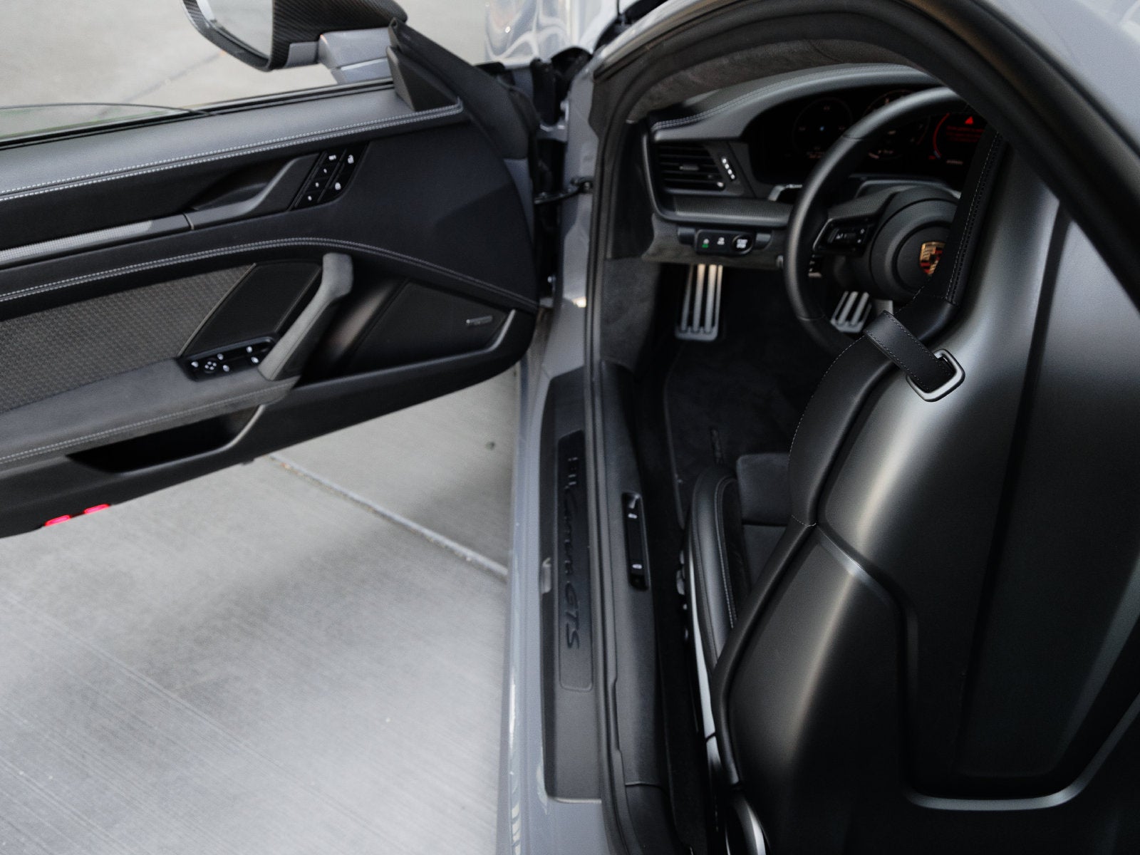 2025 Porsche 911 Carrera GTS