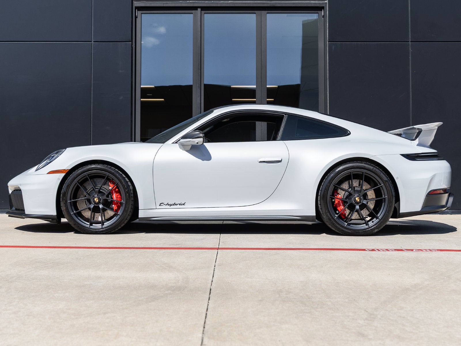 2026 Porsche 911 911 Carrera 4 GTS