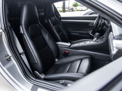2016 Porsche 911 Carrera GTS