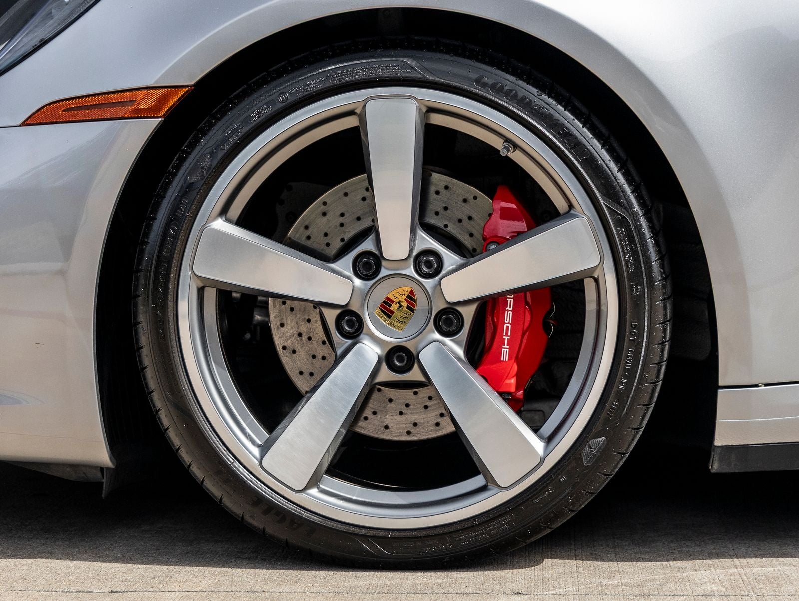 2020 Porsche 911 Carrera S