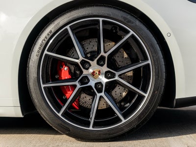 2026 Porsche 911 911 Carrera 4 GTS