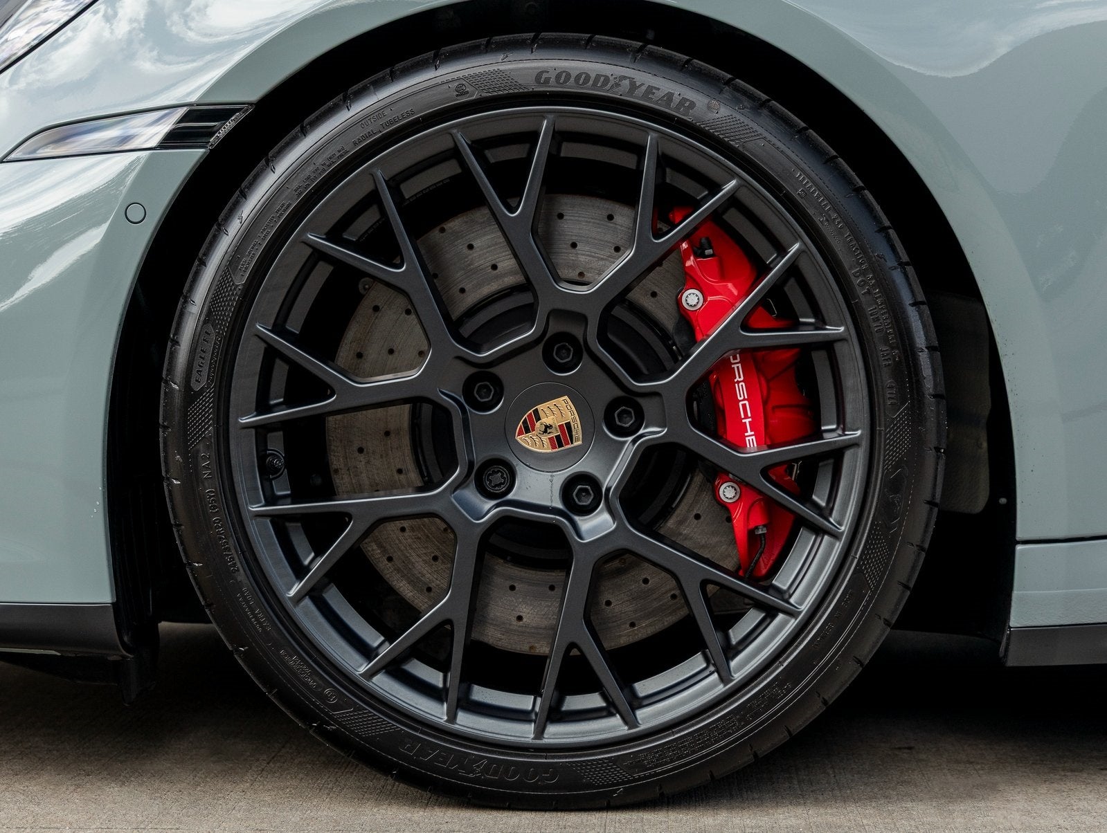 2025 Porsche 911 911 Carrera GTS