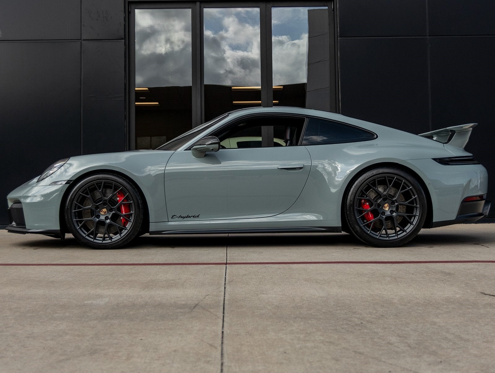 2025 Porsche 911 911 Carrera GTS