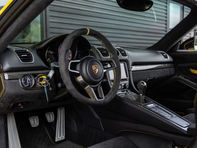 2016 Porsche 718 Cayman GT4