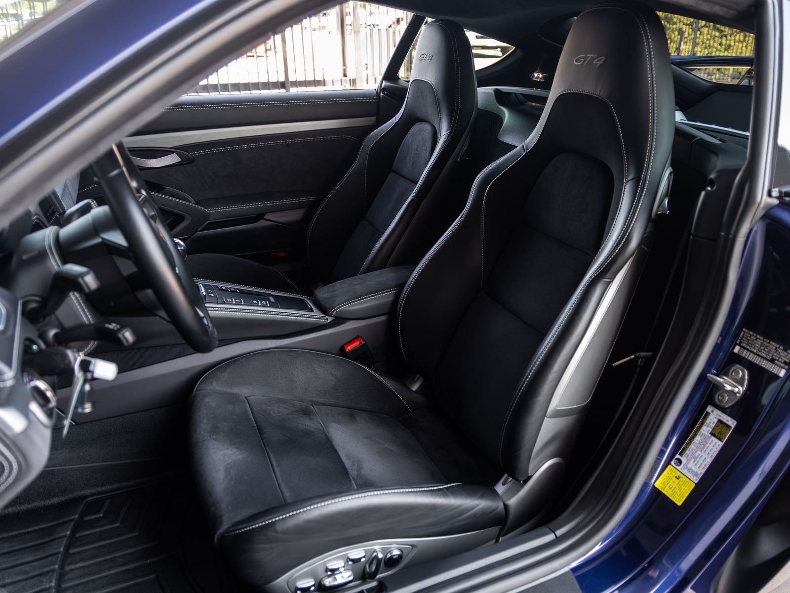 2020 Porsche 718 Cayman GT4
