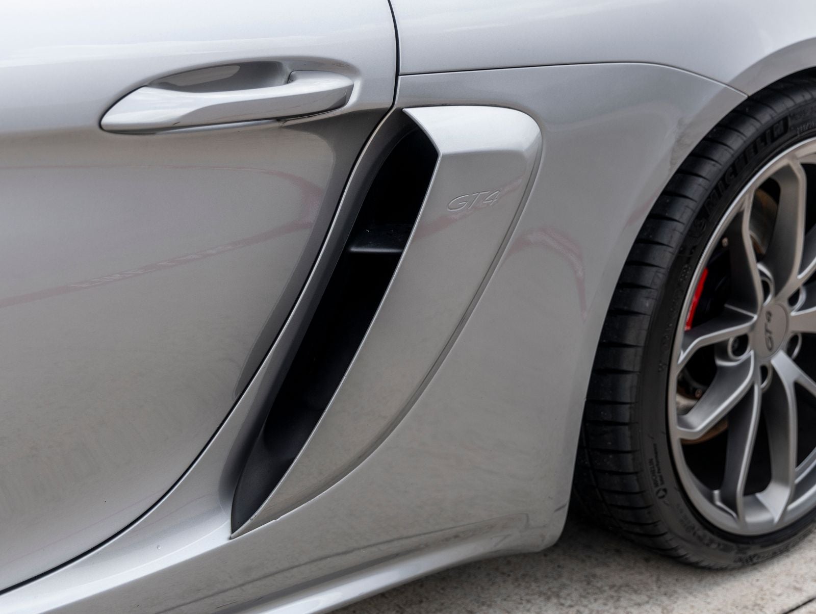 2020 Porsche 718 Cayman GT4