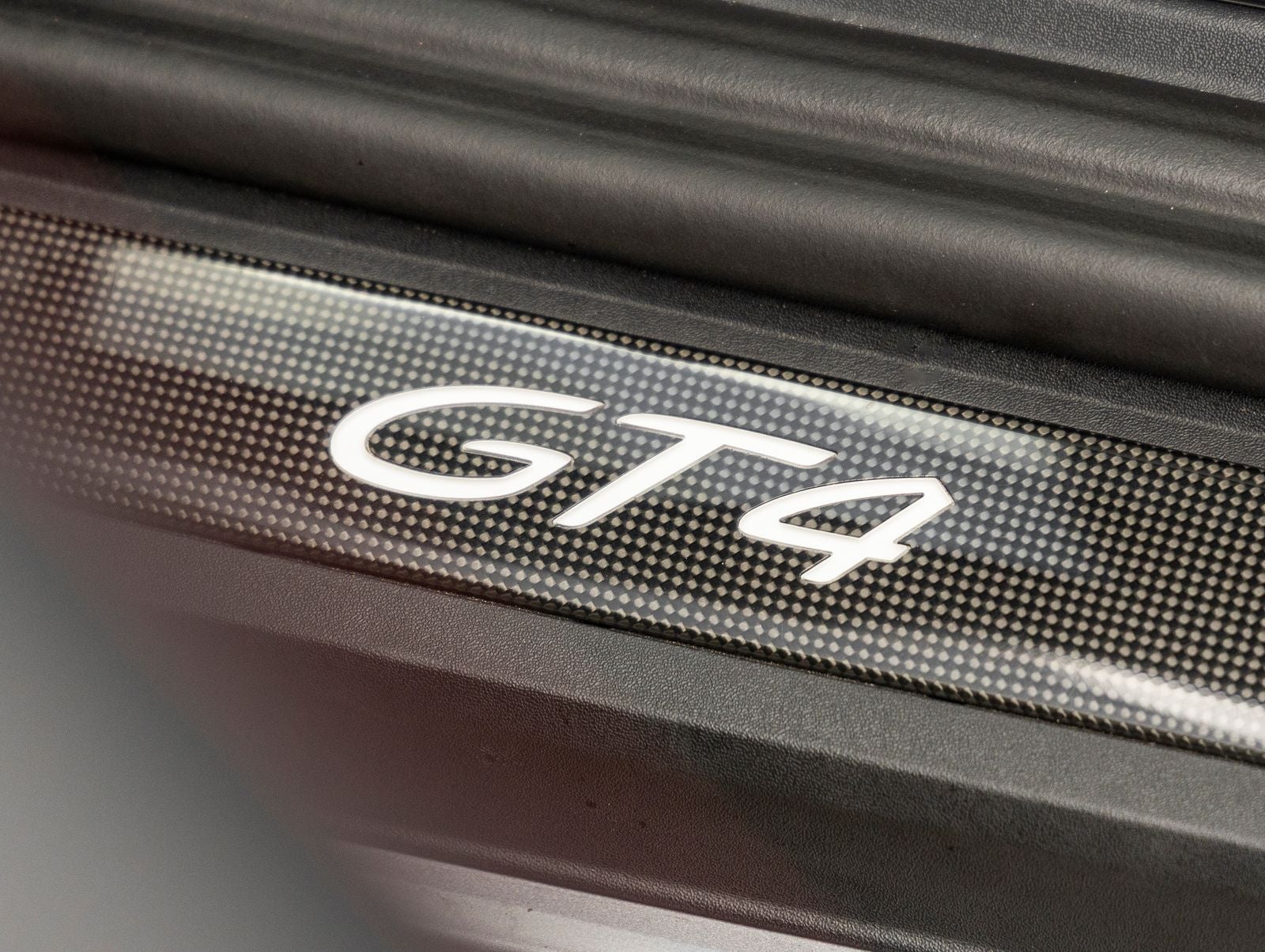 2020 Porsche 718 Cayman GT4