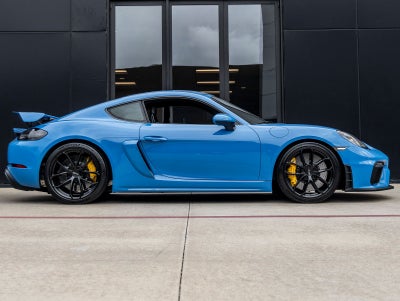 2023 Porsche 718 Cayman GT4