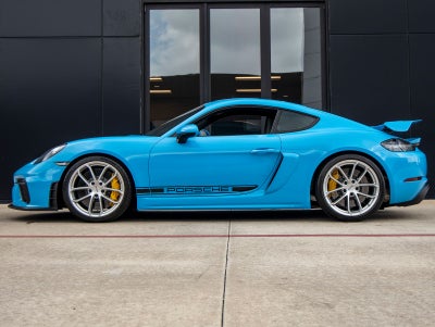 2021 Porsche 718 Cayman GT4