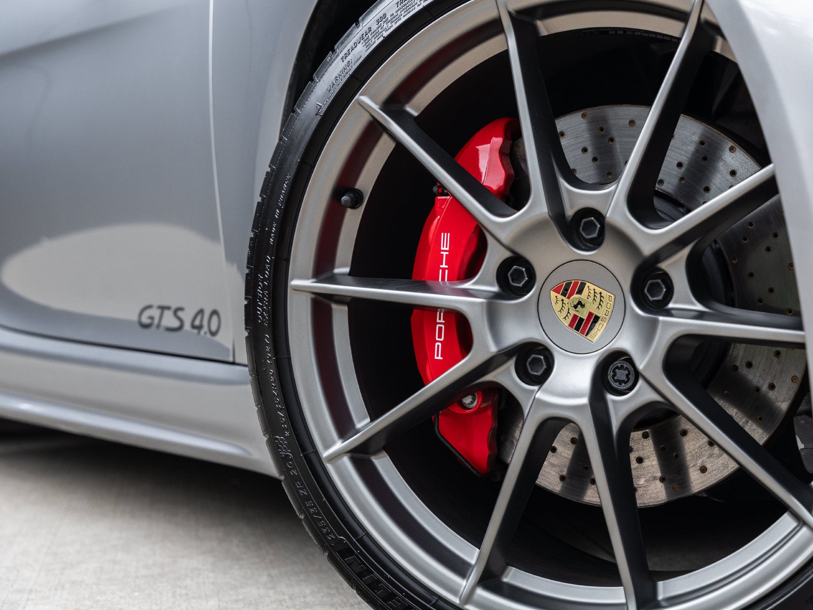 2025 Porsche 718 Cayman GTS