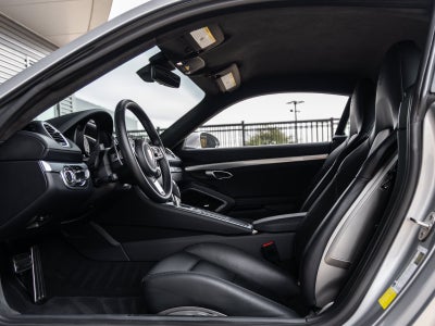 2025 Porsche 718 Cayman GTS