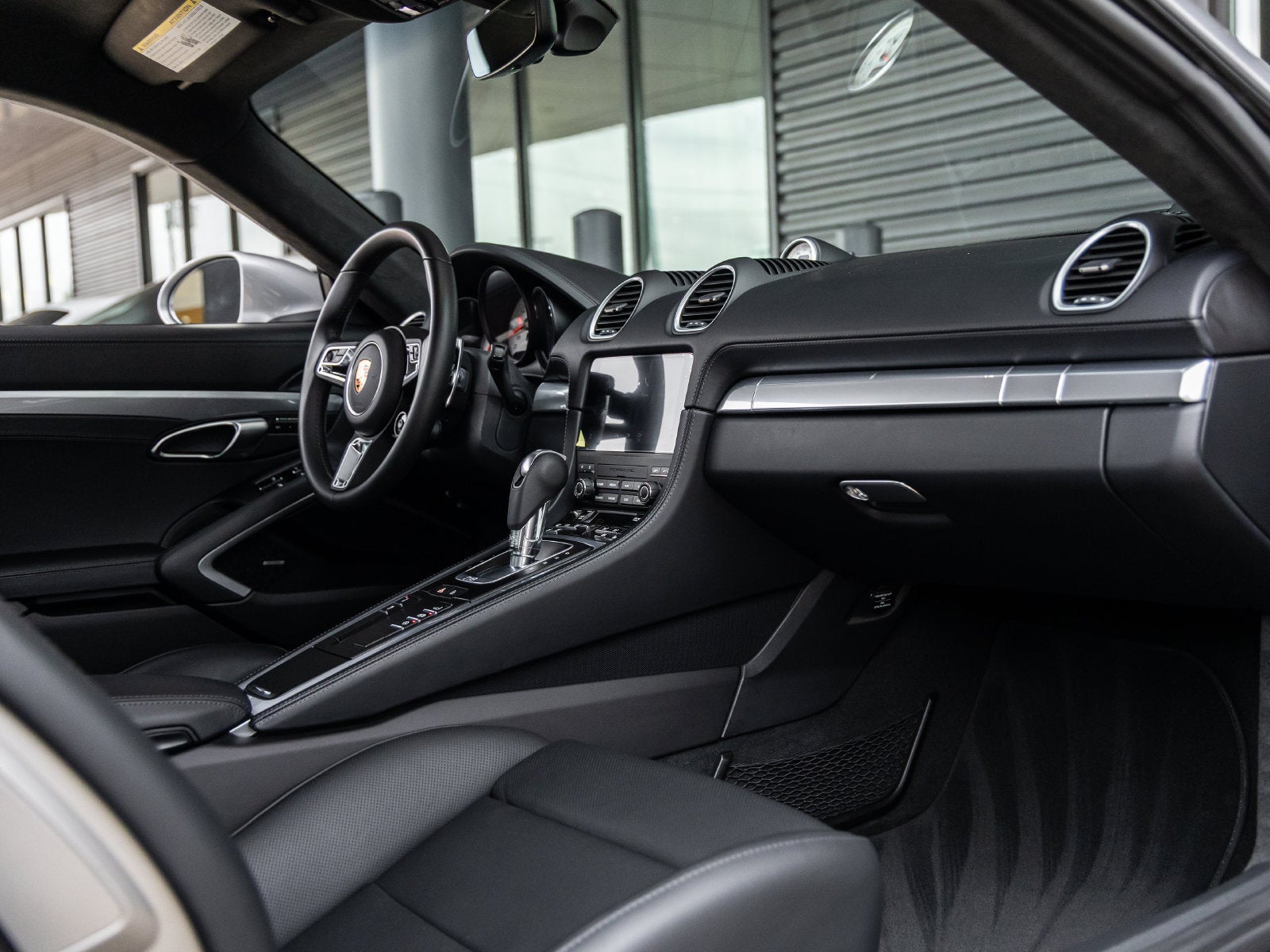 2025 Porsche 718 Cayman GTS