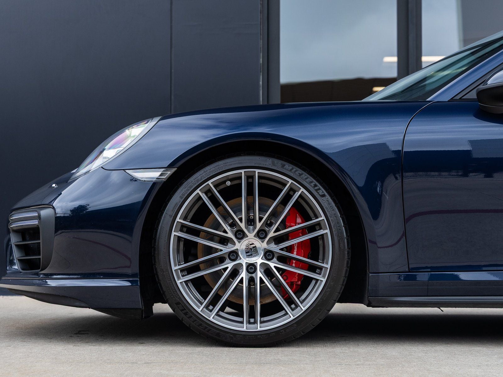 2018 Porsche 911 Turbo