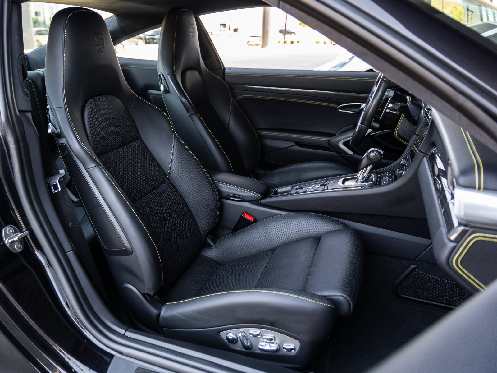 2017 Porsche 911 911 Turbo S