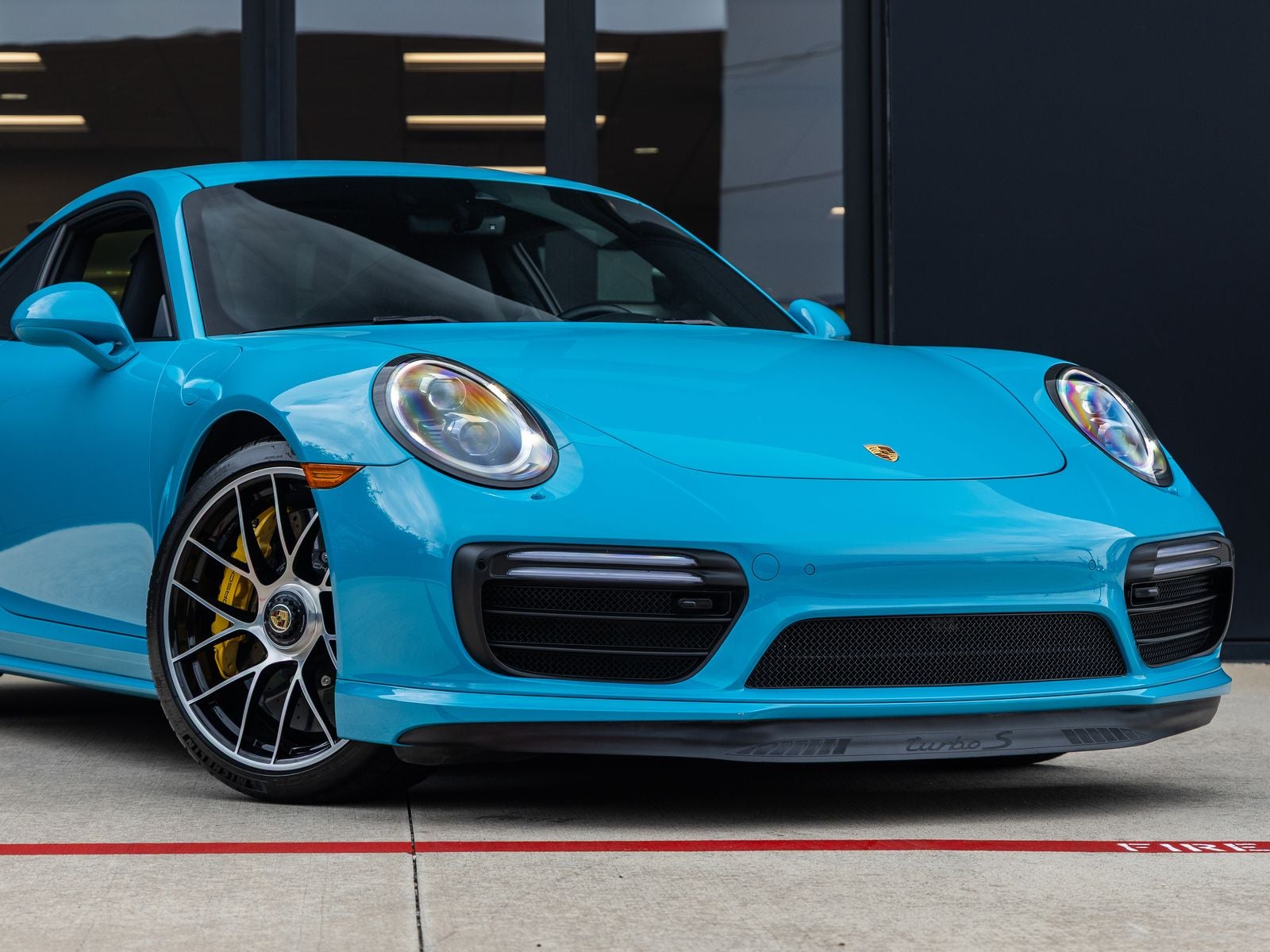 2017 Porsche 911 911 Turbo S