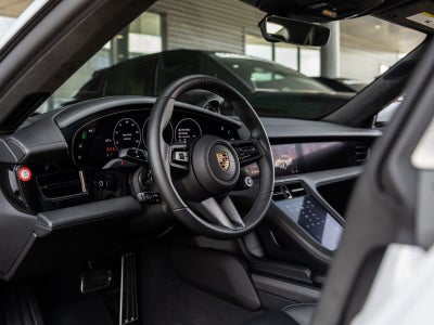 2025 Porsche Taycan Taycan GTS