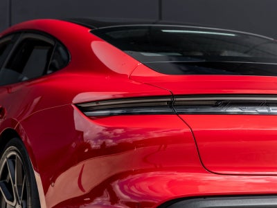 2025 Porsche Taycan Taycan GTS