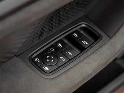 2025 Porsche Taycan Taycan GTS