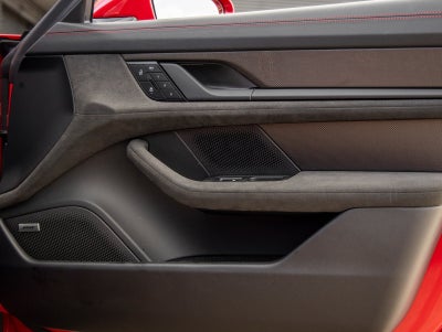 2025 Porsche Taycan Taycan GTS